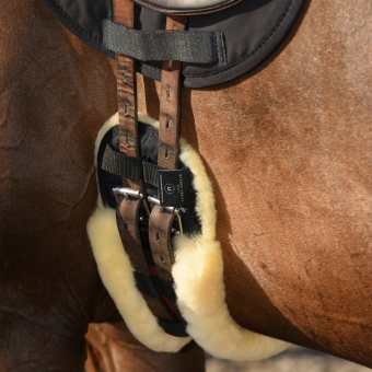 Christ Lammfelle Contoured Girth
